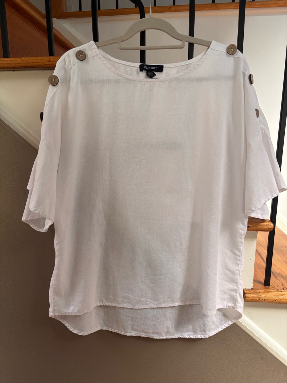 Ellen Tracy White Button-Accent Linen Top